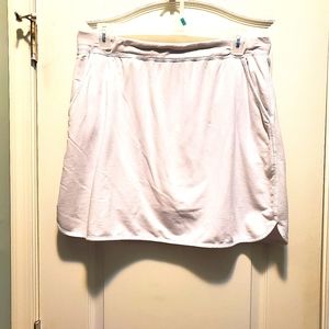 Denim and Co white skort Large (14/16)